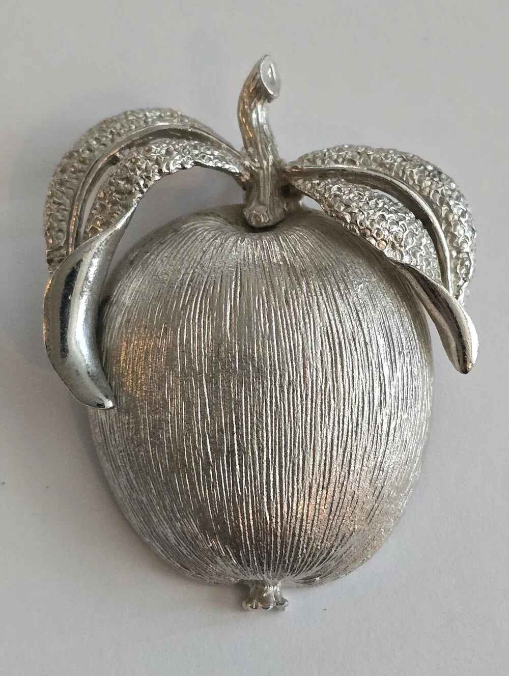 Vintage brooch Sarah Coventry Adam’s Delight Silver Tone 1960s apple